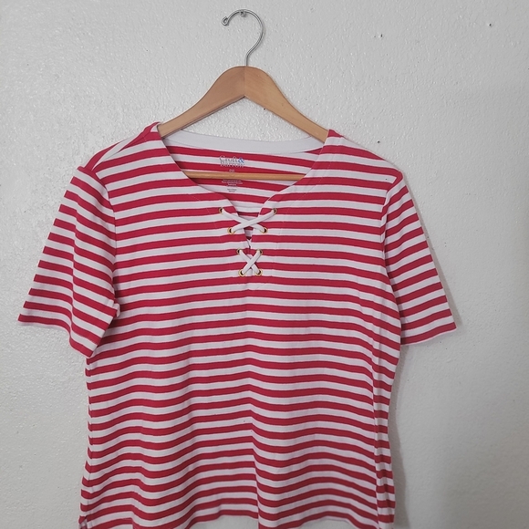 croft & barrow Tops - Croft & Barrow Red and White Striped Short Sleeve Top
